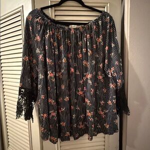 On/off Shoulder Lace Top